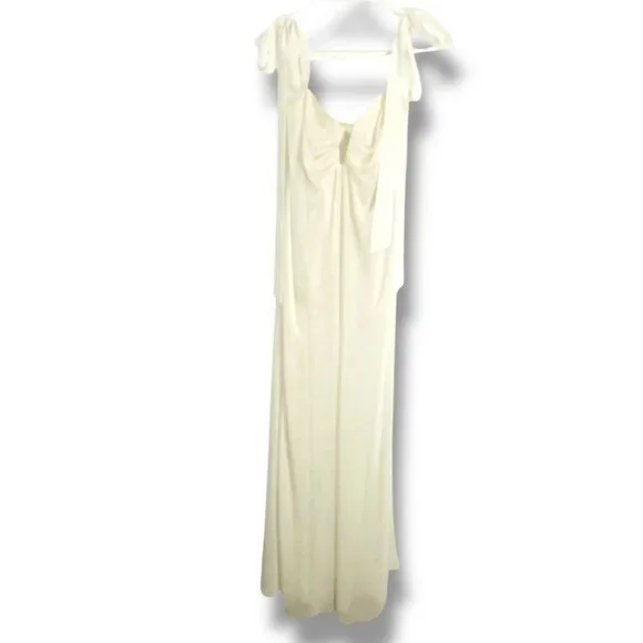 Alexis Dali Elegant Summer Dress in Gardenia Standout Piece - Picture 3 of 17